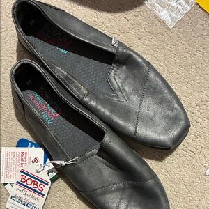 BNWT Skechers BOBS Women's Shiny Gray Flats 👵MT